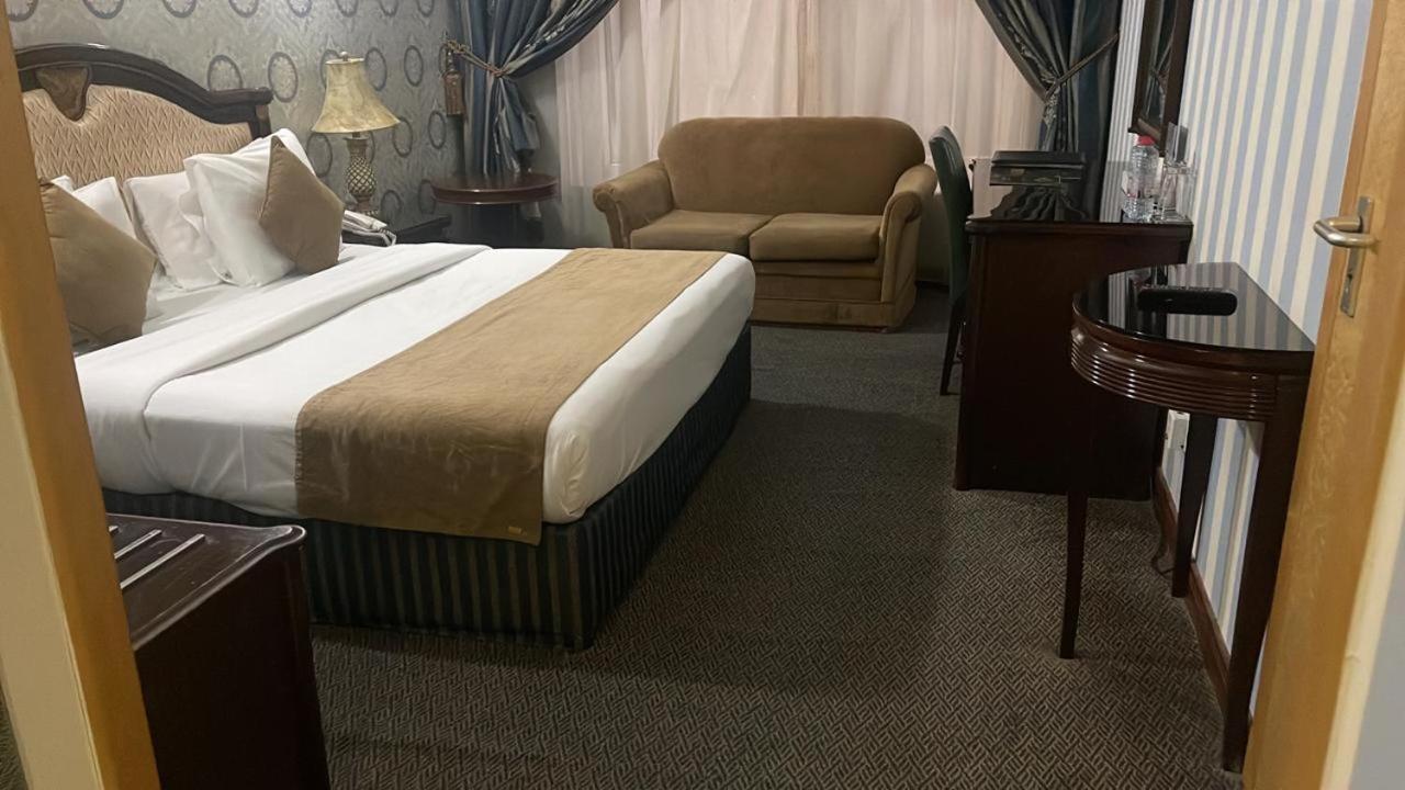 Sun & Sands Hotel Llc 두바이 외부 사진