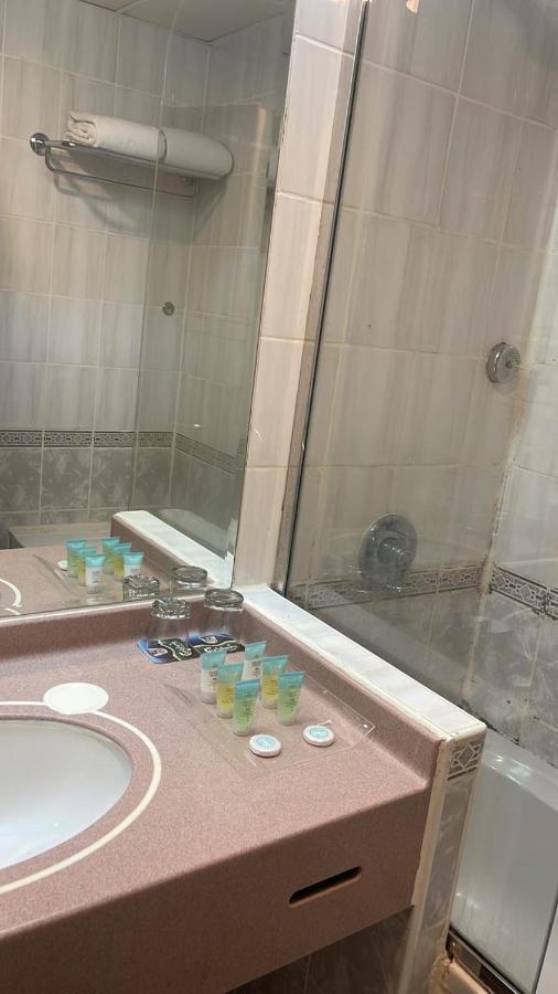 Sun & Sands Hotel Llc 두바이 외부 사진